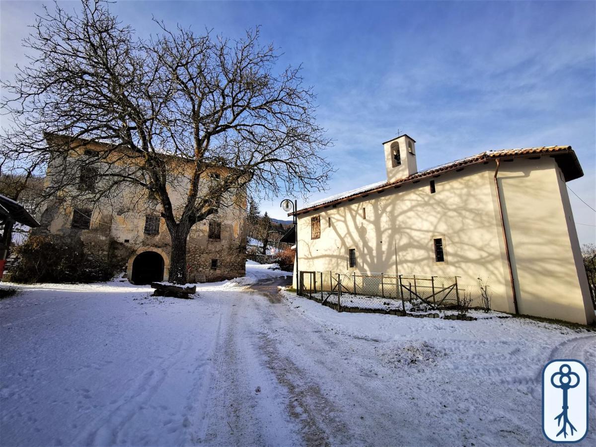 Casa Vacanze Antico Eremo, Tra Natura E Tradizione Campodenno Eksteriør billede