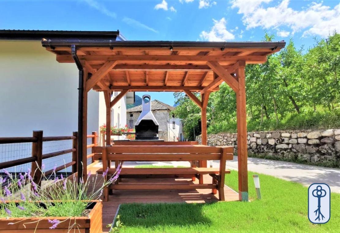 Casa Vacanze Antico Eremo, Tra Natura E Tradizione Campodenno Eksteriør billede